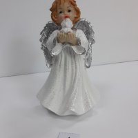 Бяло и сребристо -  Ангел изправен с гълъб - Модел А, снимка 3 - Статуетки - 37925726