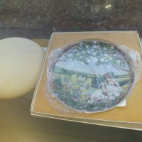 Колекционерска порцеланова чиния за стена с кутия, снимка 5 - Колекции - 34243313