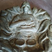 стар бронзов пепелник-темида, снимка 2 - Антикварни и старинни предмети - 29647390