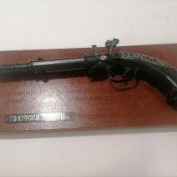 Макет на кремъчен пистолет , снимка 3 - Други ценни предмети - 37575828