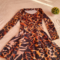 Тигрова рокля, снимка 1 - Рокли - 44597040