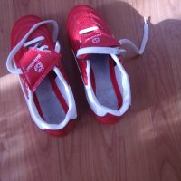 Детски обувки за Футбол, снимка 5 - Детски маратонки - 31263728