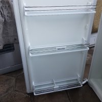 Продавам хладилник Miele за пълно вграждане, снимка 6 - Хладилници - 37838914