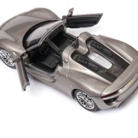 Porsche 918 Spyder - мащаб 1:36 на Welly моделът е нов в кутия, снимка 3 - Колекции - 42703990