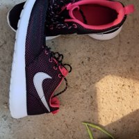 Nike  Дамски Маратонки 38, снимка 3 - Маратонки - 40847897