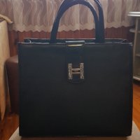 Дамска чанта тип куфарче , снимка 5 - Чанти - 39805242