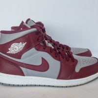 Air Jordan 1 Mid Cherrywood Red размер 44, снимка 1 - Спортни обувки - 42642112