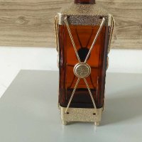 Празна бутилка за алкохол на стойка Музикална кутия от Swiss Harmony, снимка 5 - Антикварни и старинни предмети - 42414036