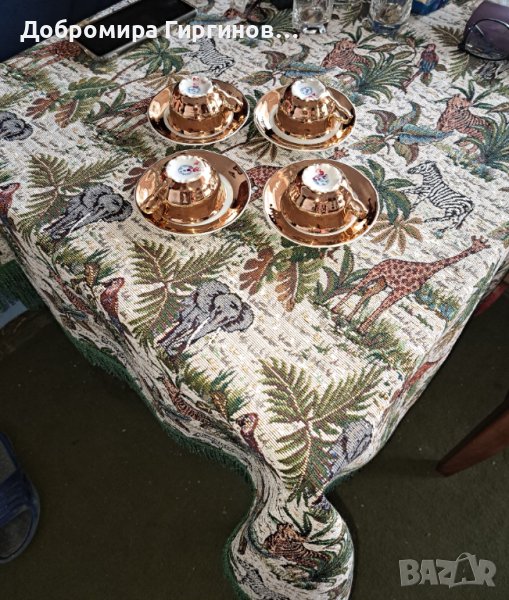 Продавам позлатен сервиз за кафе , снимка 1