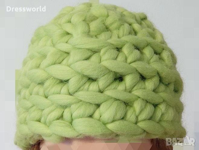 Ръчно плетена нова зимна шапка от мериносова вълна, снимка 1