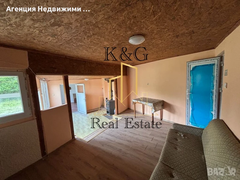 Двуетажна къща в с. Балкански , снимка 1