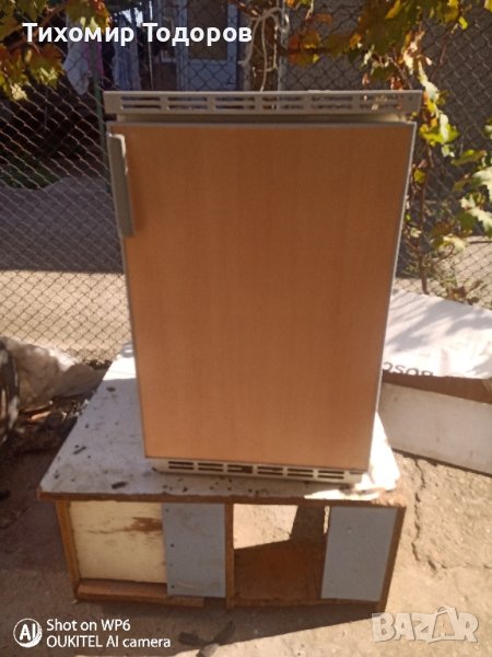 Хладилник за вграждане , снимка 1