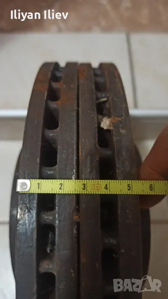 Спирачни дискове с накладки Brembo Тойота Авенсис Т25, снимка 1