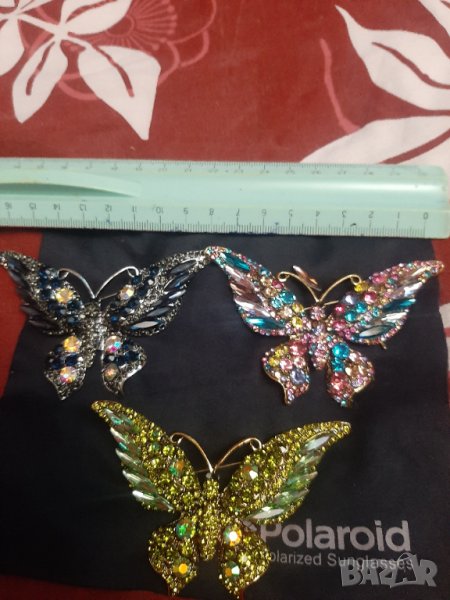 Красиви големи брошки "Пеперуда"с блестящи камъчета , снимка 1