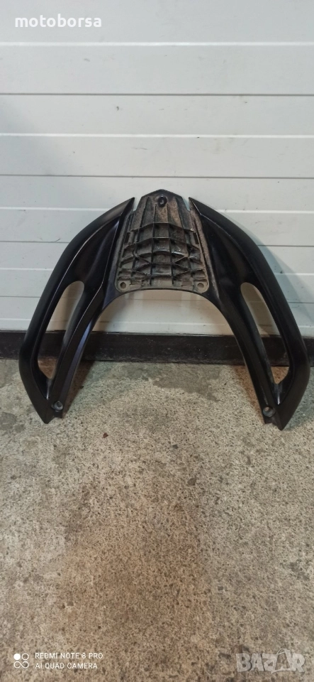 Дръжка за багажник за пътника Piaggio MP3 300 hpe Yourban 125/300cc OEM., снимка 1