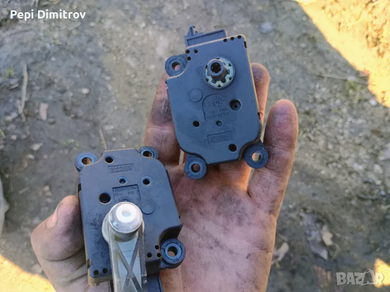 Моторче клапа парно Mercedes HVAC A2038201642 G4126 EAB502 BEHR OEM W203, снимка 1