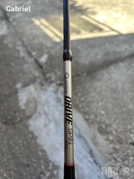 Продавам спининг въдица quantum drive с акция от 1 до 7 грама, снимка 1