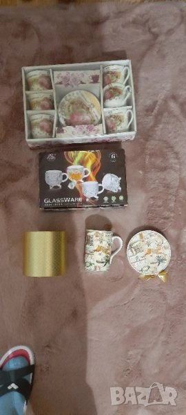 Порцеланова и стъклени чаши, снимка 1