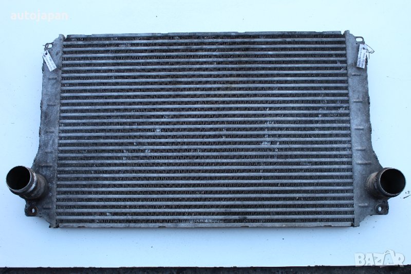 Интеркулер Тойота авенсис т25 2.2 07г Toyota avensis t25 2.2 2007, снимка 1