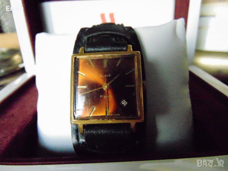 Колекционерски часовник СЛАВА Квадрат, снимка 1