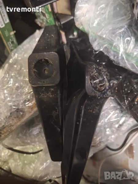 оригинална стойка КРАЧЕТА за телевизор Crown модел 32550, снимка 1