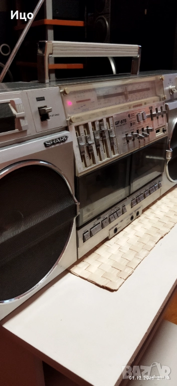 Sharp GF-575 радиокасетофон., снимка 1