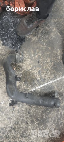 Тръба входящ въздух за пасат б6 2.0 тди