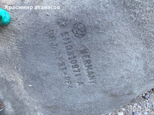 Подкалник Заден ляв и десен за Vw голф плюс.5M0810972.5M0810971, снимка 5 - Аксесоари и консумативи - 42206216