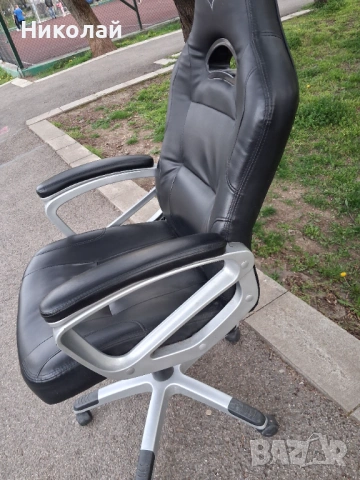 Офис стол с черна тапицерия , снимка 4 - Столове - 54225610