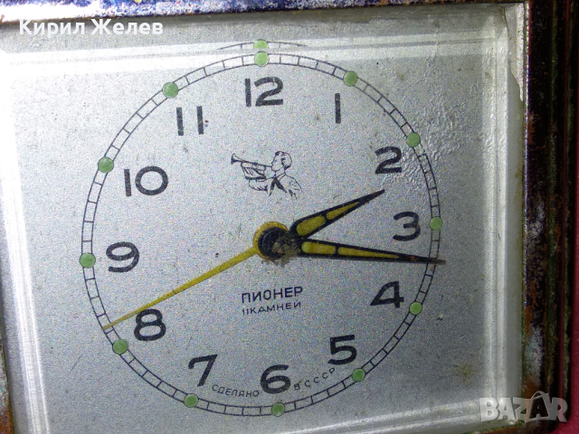 ПИОНЕР СДЕЛАНО в СССР Стар РУСКИ РЯДЪК МОДЕЛ КОЛЕКЦИОНЕРСКИ БУДИЛНИК ПИОНЕР - ФУНКЦИОНИРАЩ 33404, снимка 2 - Антикварни и старинни предмети - 44536223