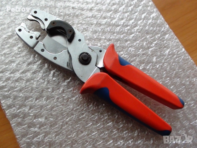 KNIPEX 90 25 20 - MADE IN GERMANY - ПРОФЕСИОНАЛНА, Маркова Ножица за PVC тръби и PVC материали !!!!!, снимка 5 - Клещи - 52269468