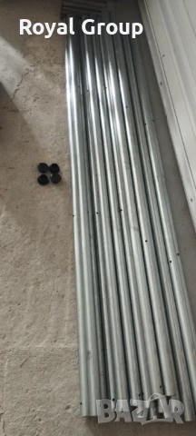 Поцинковани тръби - колове за ограда със 3 дупки двустранно. (+капачки) Дължина 2 м Дебелина 2 мм Ф 