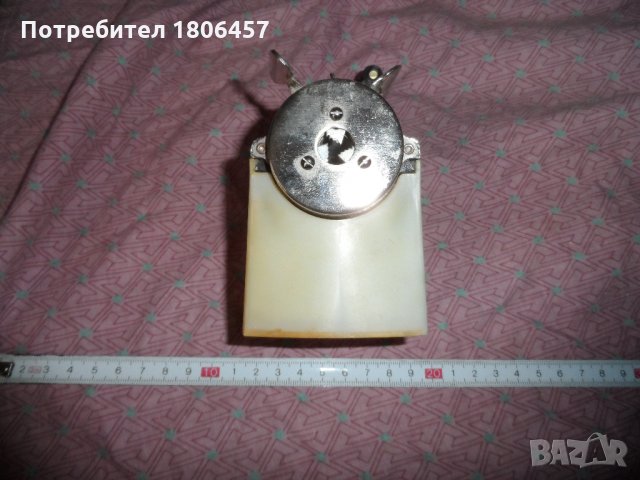 острилка за моливи, снимка 2 - Антикварни и старинни предмети - 29870979