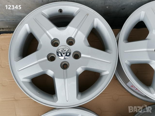 17’’5x114,3 originalni za Dodge 17”5х114,3 оригинални за додж-№773, снимка 4 - Гуми и джанти - 44613616