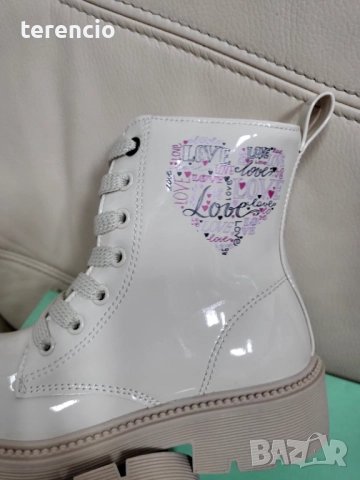 Нови бежови боти - лак  - 30 номер, снимка 5 - Детски боти и ботуши - 52566239