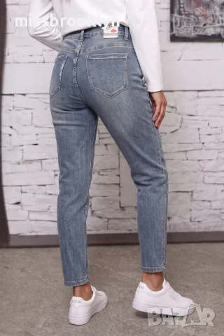Дънки “Crystal Line Denim” – светъл деним с камъчета арт.8037, снимка 3 - Панталони - 55845497
