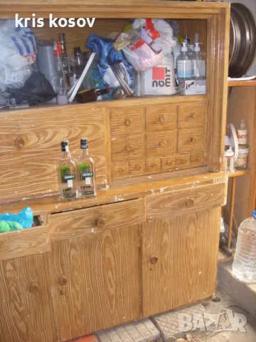 Бюфет старинен винтидж направен около 1960 г., снимка 2 - Бюфети - 48870503