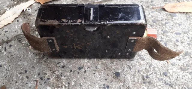 WW2 фенер Pertrix и Crone, снимка 8 - Антикварни и старинни предмети - 48257890