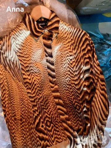 Маркови дрехи на Dolce & Gabannna,Prada,Rocobaroco и други