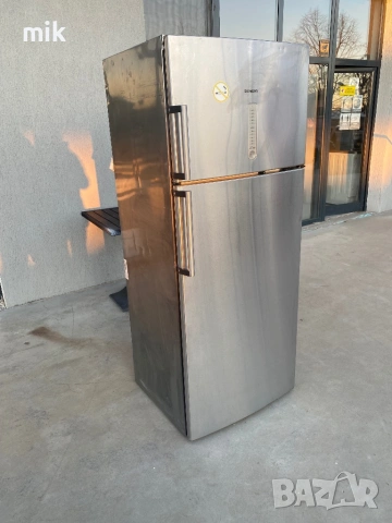 Хладилник с фризер Сименс Макси Инокс, снимка 2 - Хладилници - 53997708