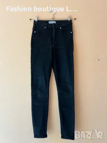 Reserved Дамски черни дънки 34 размер слим модел с джобове,цип и копче 👖 
