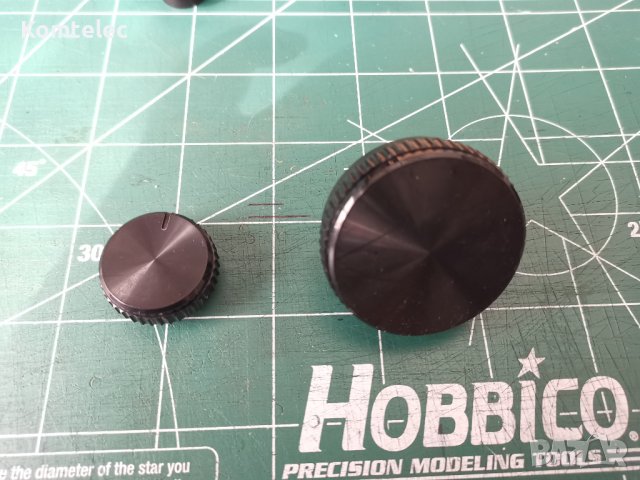 Врътки копчета за радио или касетофон