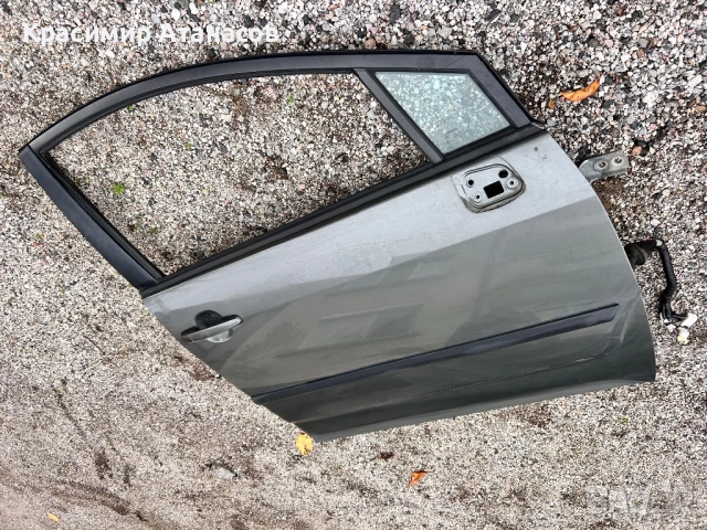 Врата предна дясна за Тойота корола версо. 2004-2008г, снимка 2 - Части - 52531489