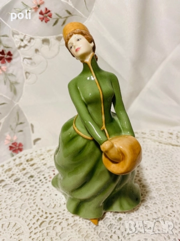 порцеланова статуетка Royal Doulton , снимка 2 - Статуетки - 52401306