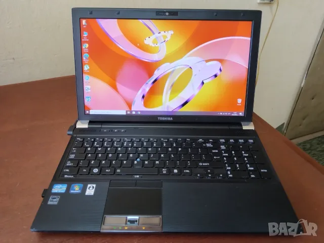 Лаптоп Toshiba Tecra R950