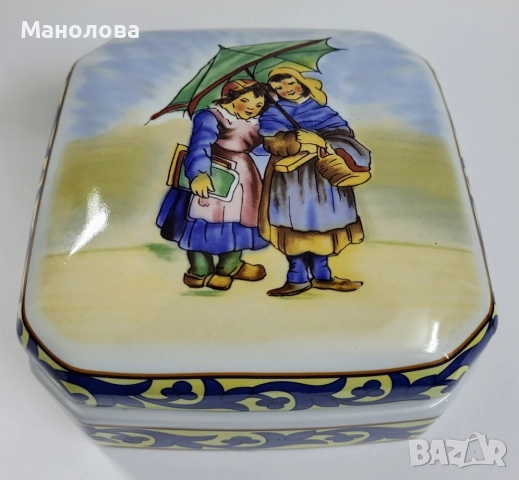 Кутия от керамика, репродукция на Френско народно изкуство, Fa ïence de Quimper., снимка 2 - Други ценни предмети - 52384862