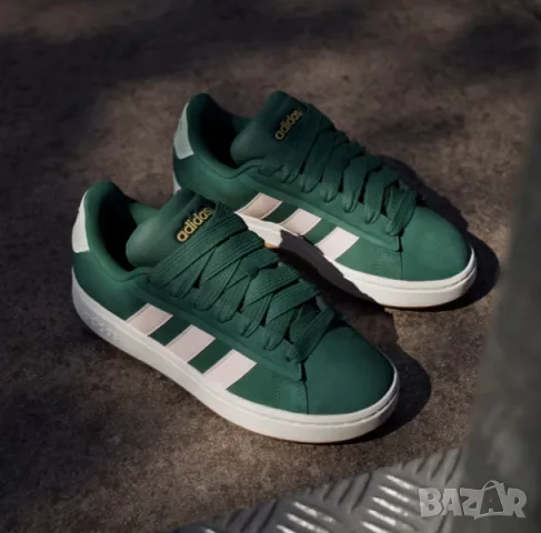 кецове / маратонки  adidas Grand Court Alpha(стил от 2000-те) номер 39 ,5-40 