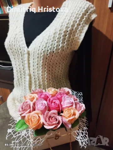 Бял плетен елек, снимка 4 - Елеци - 49702976