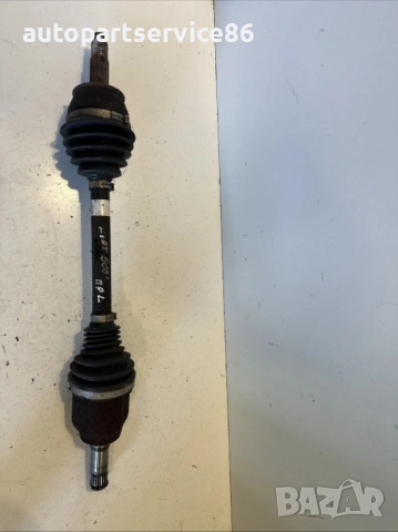 предна лява полуоска за Fiat 500L, 1.3 Multijet, 2013 г. Каталожен номер: 51885862