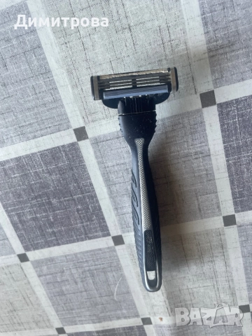 Самобъсначка /самобръсначки ръчни/, самобръсначка Gillette, четка за бръснене, ножче Gillette FusioП, снимка 11 - Електрически самобръсначки - 46205474